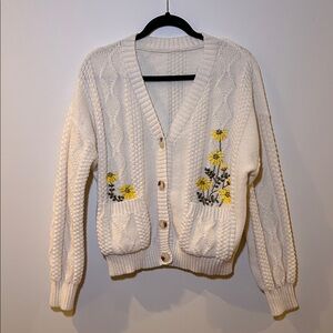 Embroidered Cream V Neck Cardigan Sweater with Daisies